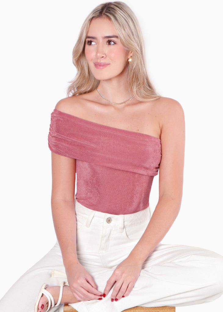 Blusa con escote off shoulder y de un solo hombro color rosado para mujer - Flashy