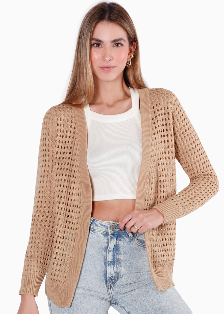 Buzo tejido tipo cardigan desagujado color beige para mujer - Flashy