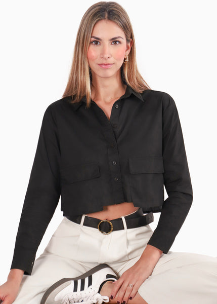 Camisa crop manga larga con botones y bolsillos tipo cargo color negro para mujer - Flashy