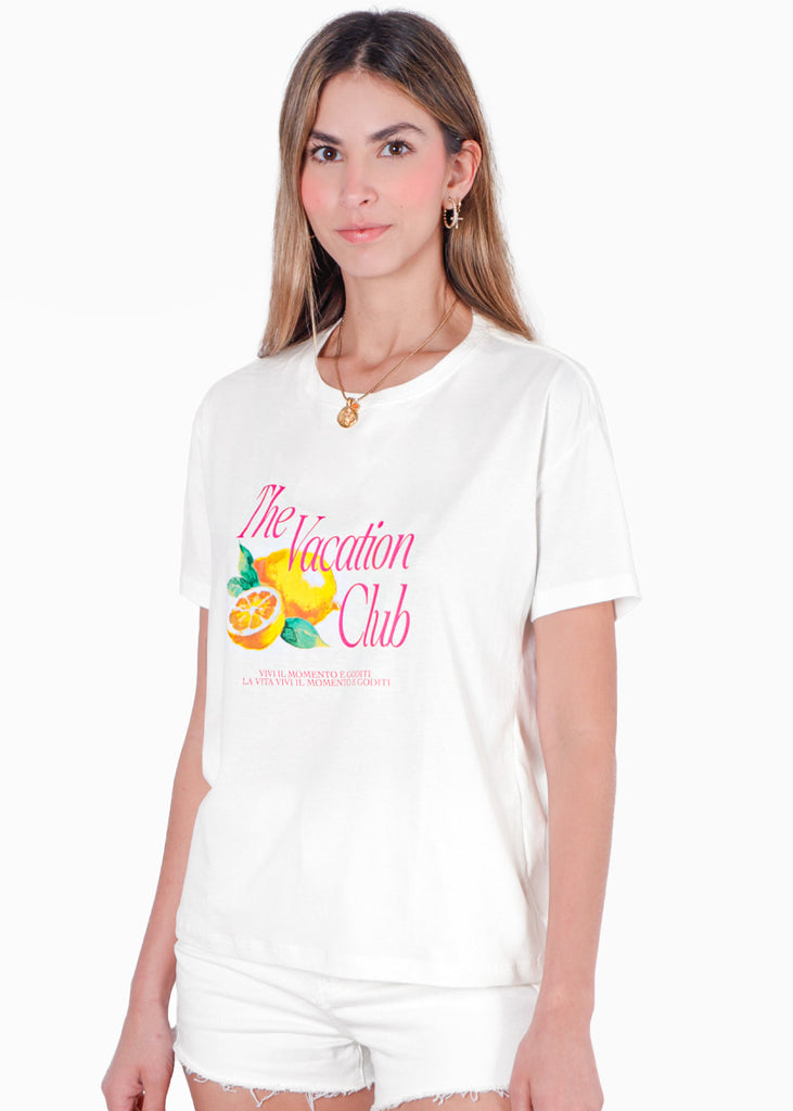 Camiseta oversized estampada "The Vacation Club" color blanco, marfil para mujer - Flashy