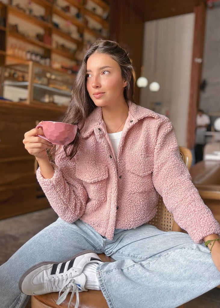 Chaqueta con cuello, bolsillos y pelo sintético color rosado para mujer - Flashy