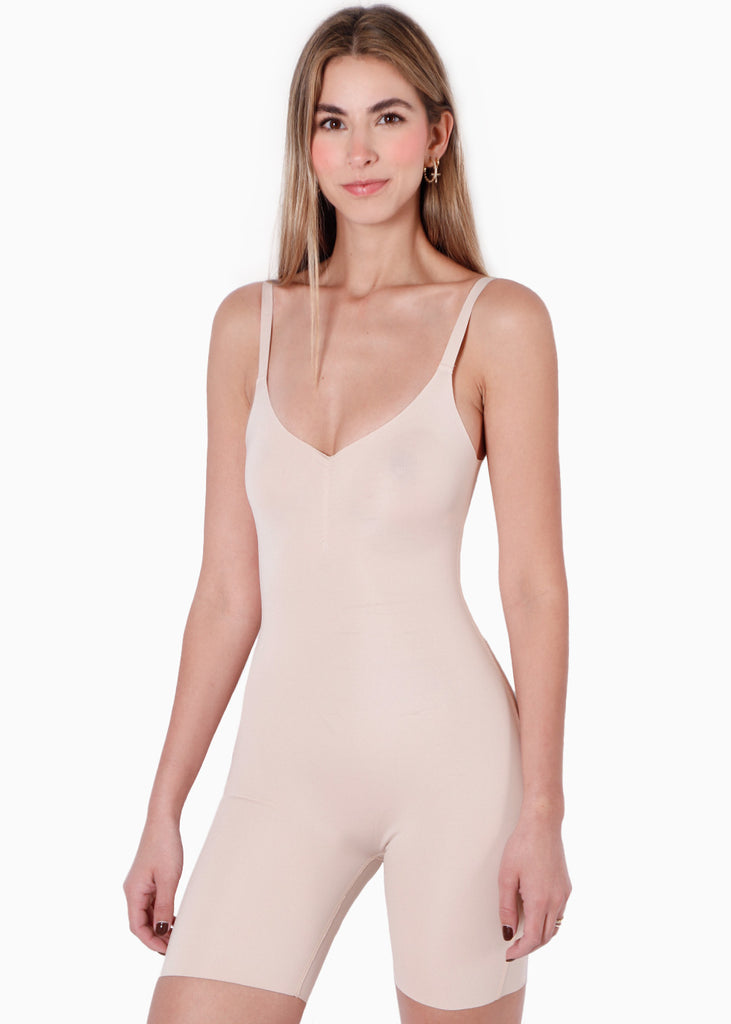 Enterizo de tiras moldeador con control de abdomen color beige para mujer - Flashy