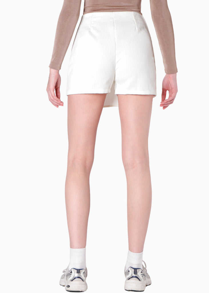 Falda short cruzada de corduroy color blanco, marfil para mujer - Flashy