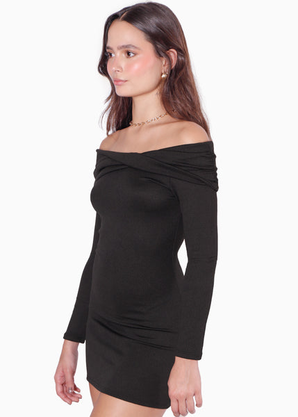 Vestido corto con escote off shoulder color negro para mujer - Flashy